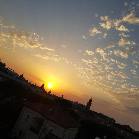 B&B Rooftop51 Ріміні Екстер'єр фото